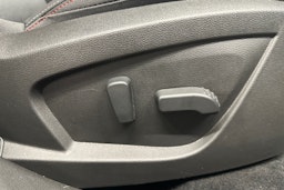 valkoinen Renault Arkana 2022 kuva 29.
