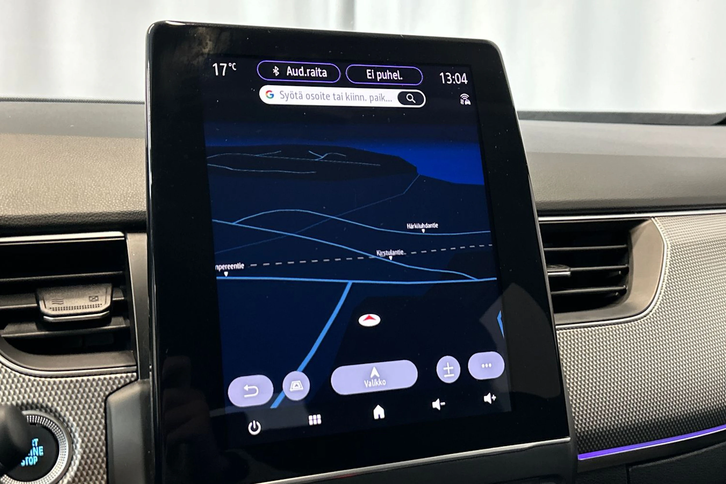 punainen Renault Arkana 2023 kuva 18.