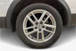 valkoinen Renault Arkana 2023 kuva 9.