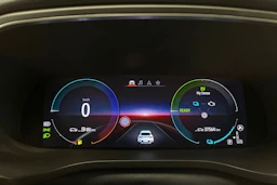 valkoinen Renault Arkana 2023 kuva 13.