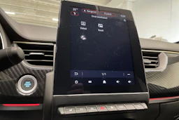 valkoinen Renault Arkana 2023 kuva 16.