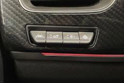 valkoinen Renault Arkana 2023 kuva 20.