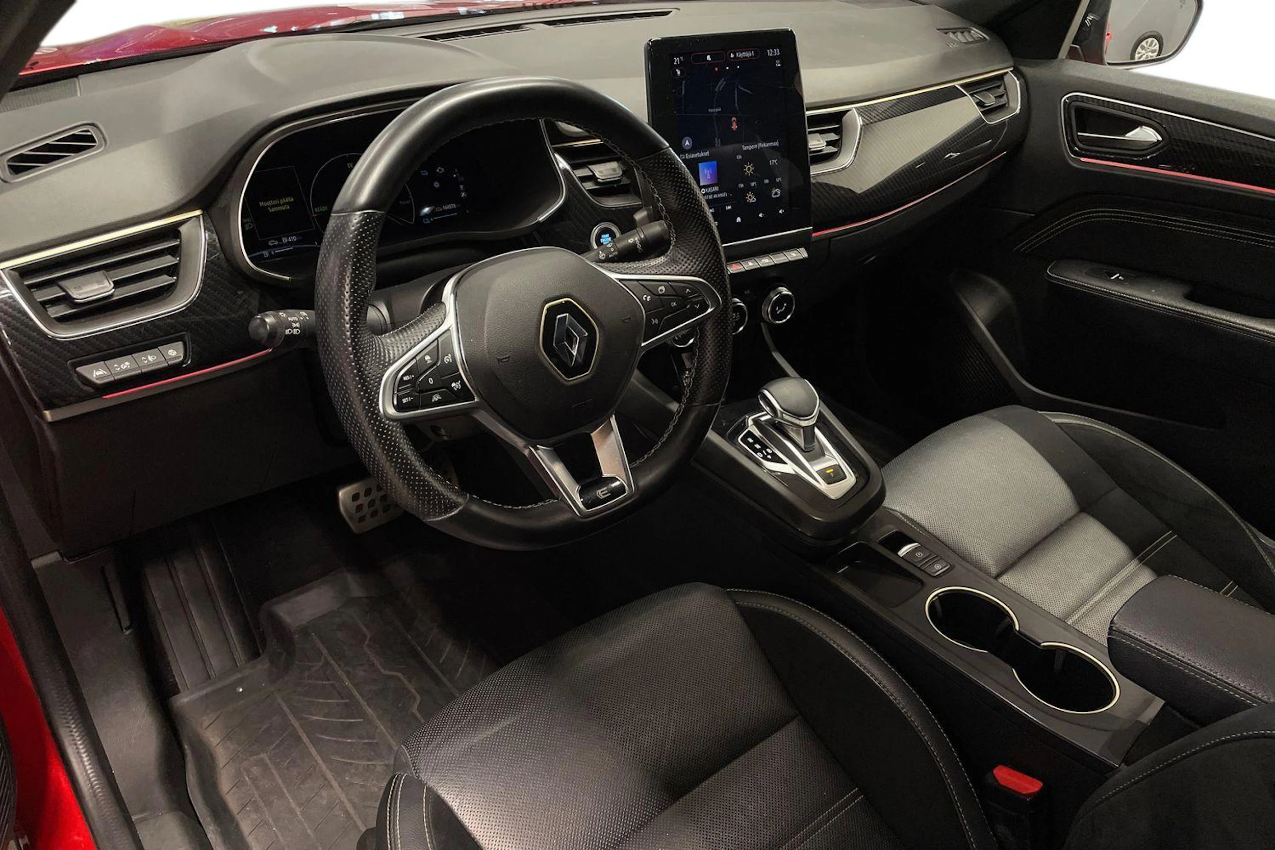 punainen Renault Arkana 2023 kuva 6.