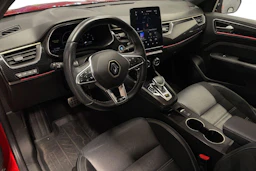 punainen Renault Arkana 2023 kuva 6.