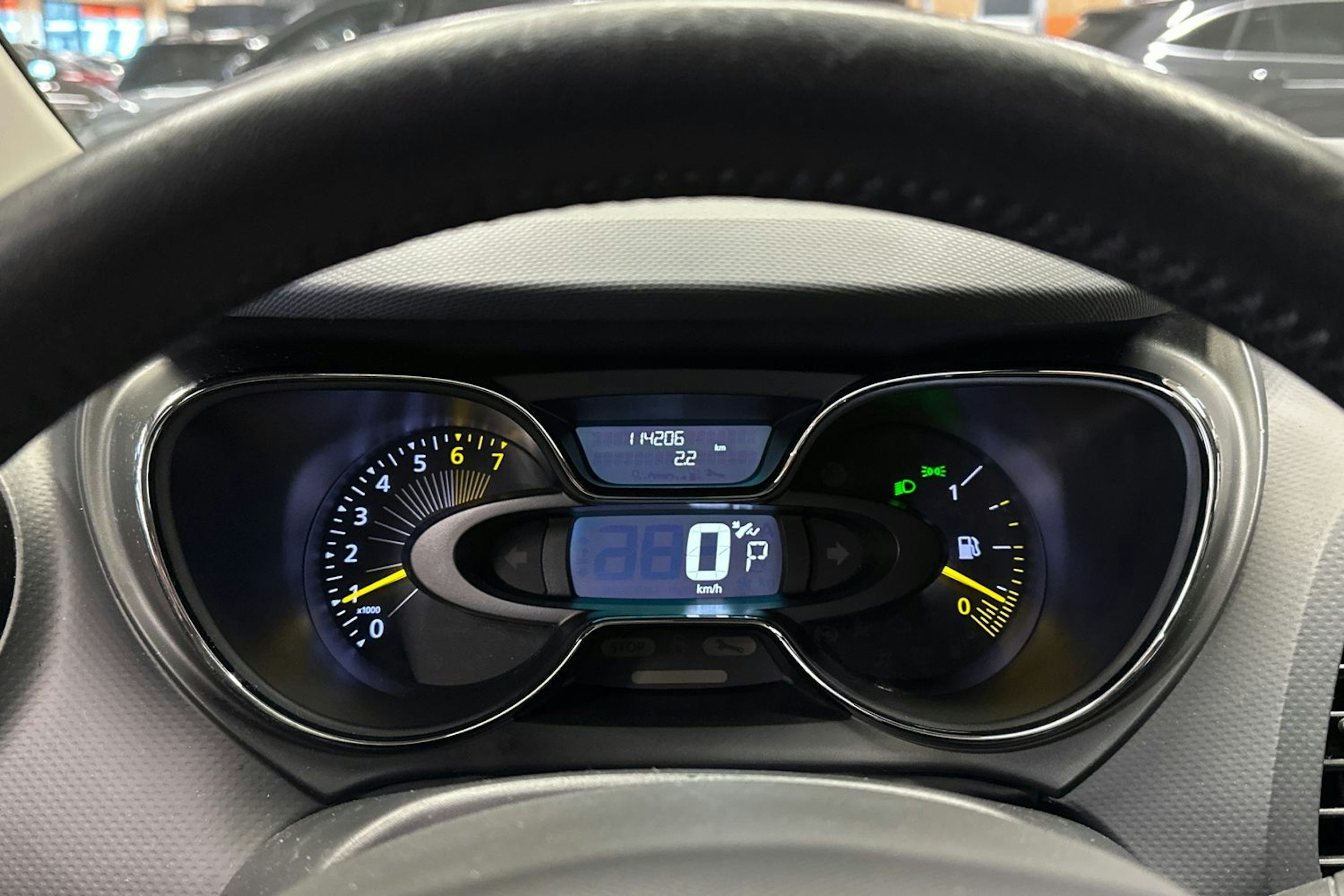 met. sininen Renault Captur 2014 kuva 19.