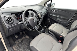 valkoinen Renault Captur 2015 kuva 3.