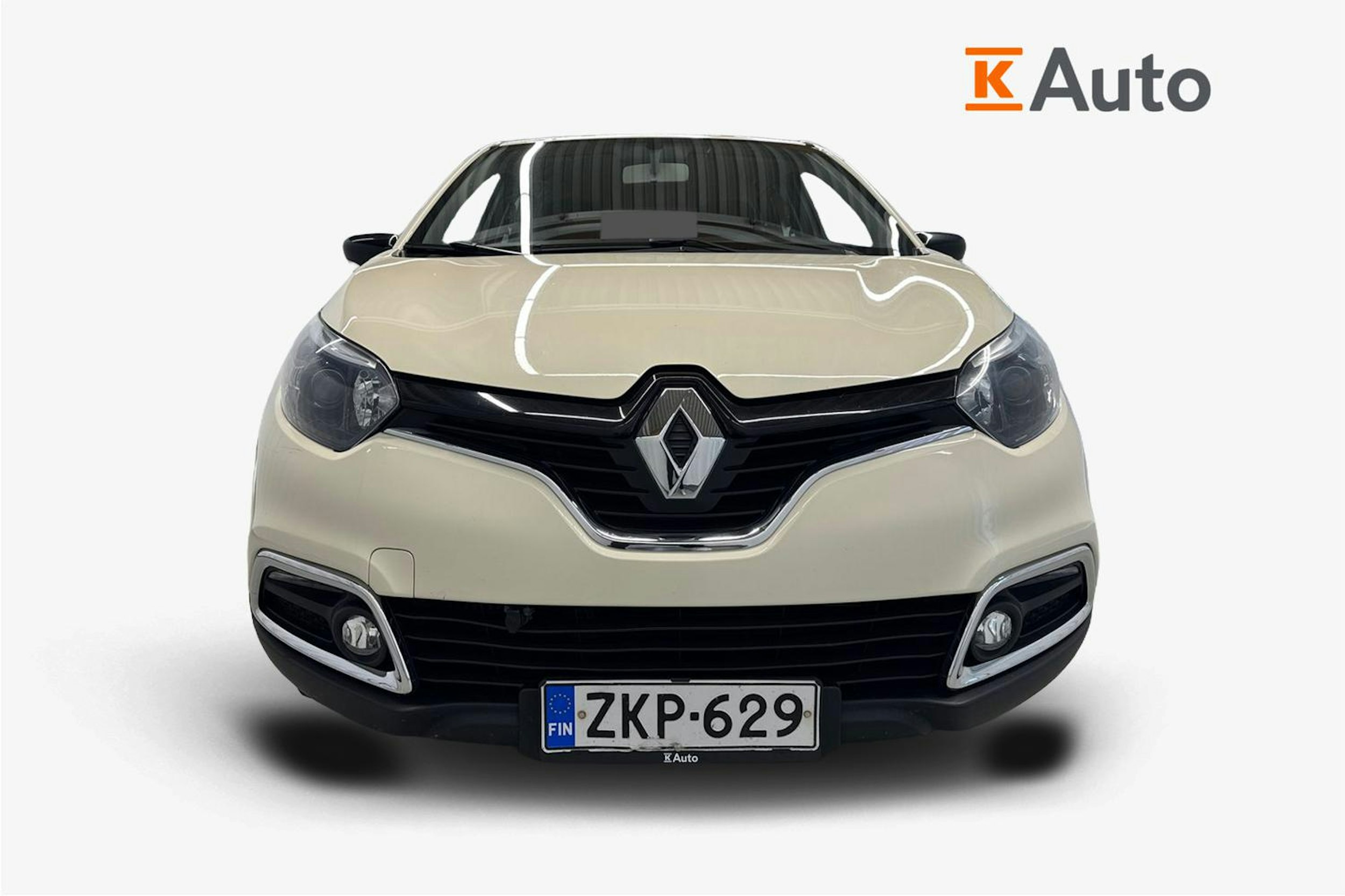 valkoinen Renault Captur 2015 kuva 5.