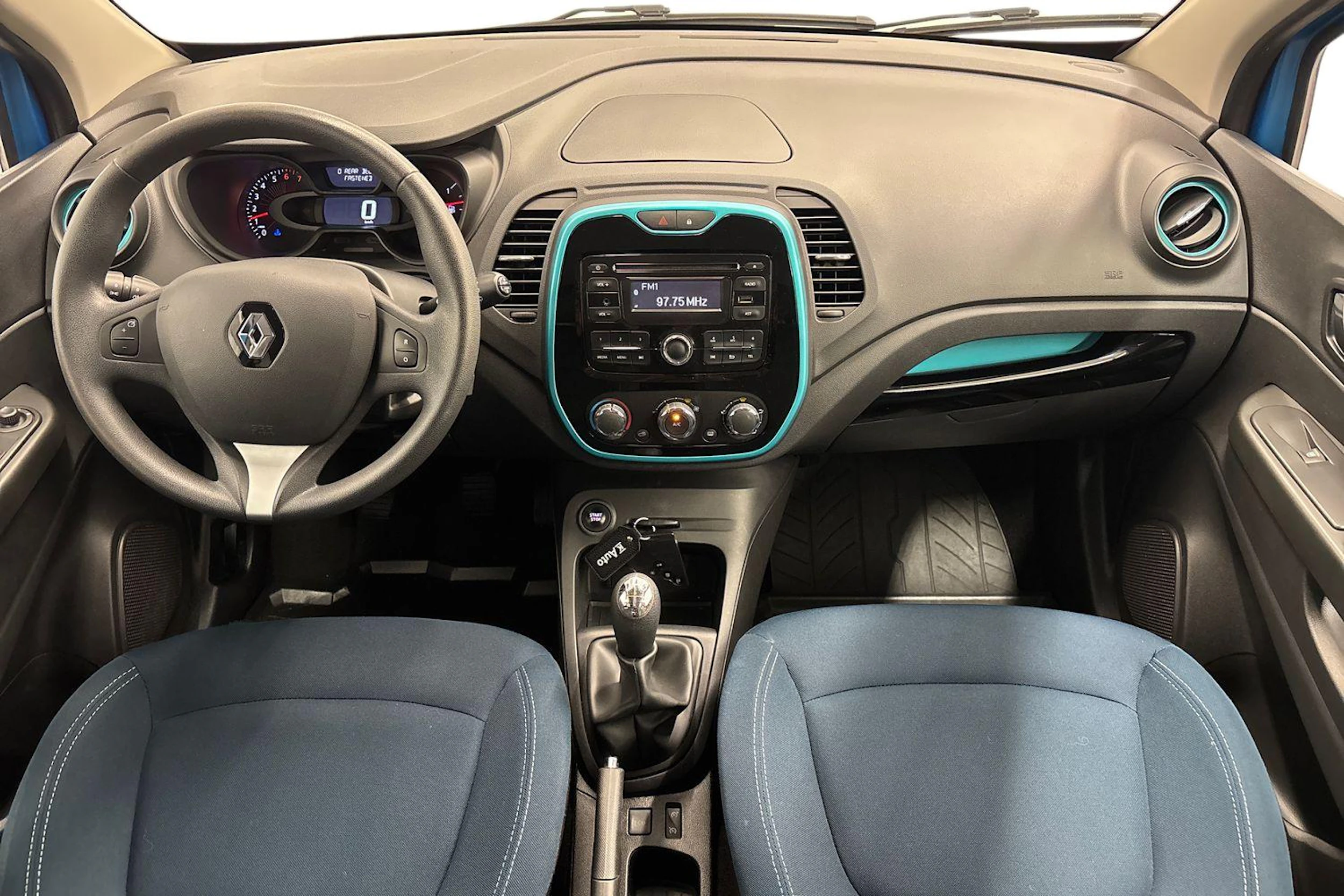 Sininen Renault Captur 2016 kuva 7.