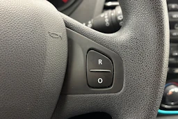 Sininen Renault Captur 2016 kuva 14.
