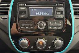 Sininen Renault Captur 2016 kuva 16.