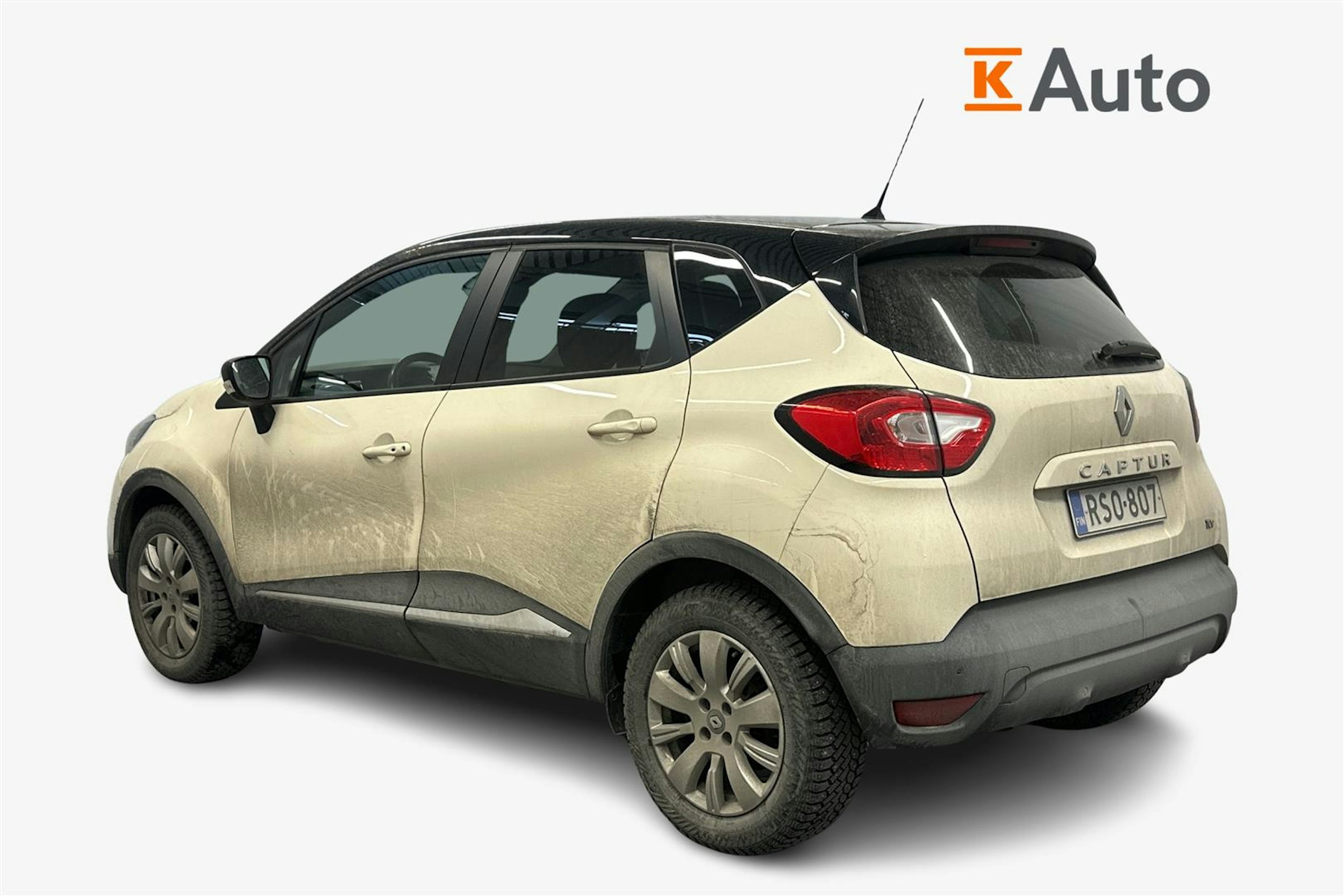 Valkoinen Renault Captur 2016 kuva 2.