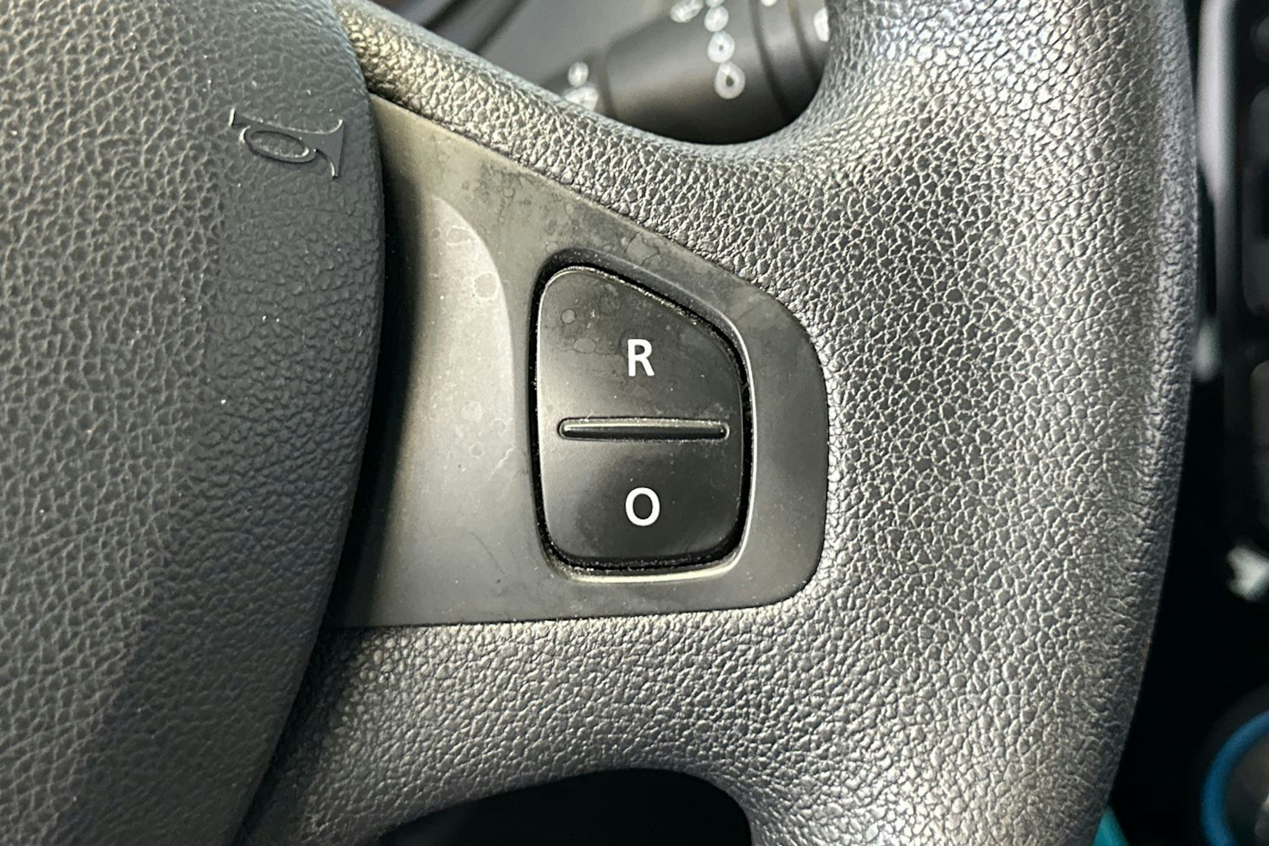 sininen Renault Captur 2016 kuva 19.