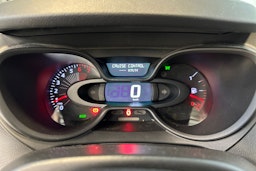 sininen Renault Captur 2016 kuva 20.