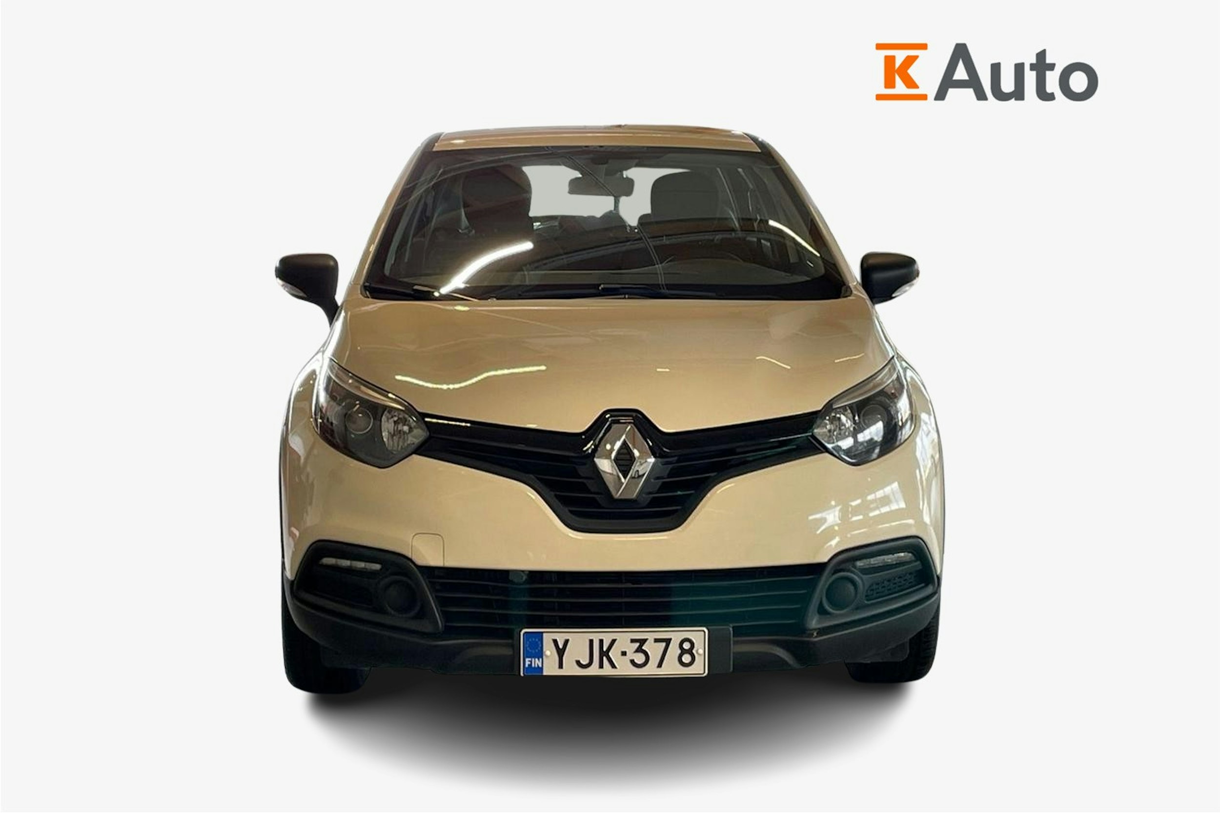 valkoinen Renault Captur 2016 kuva 5.