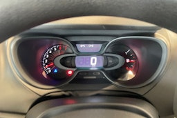 valkoinen Renault Captur 2016 kuva 14.