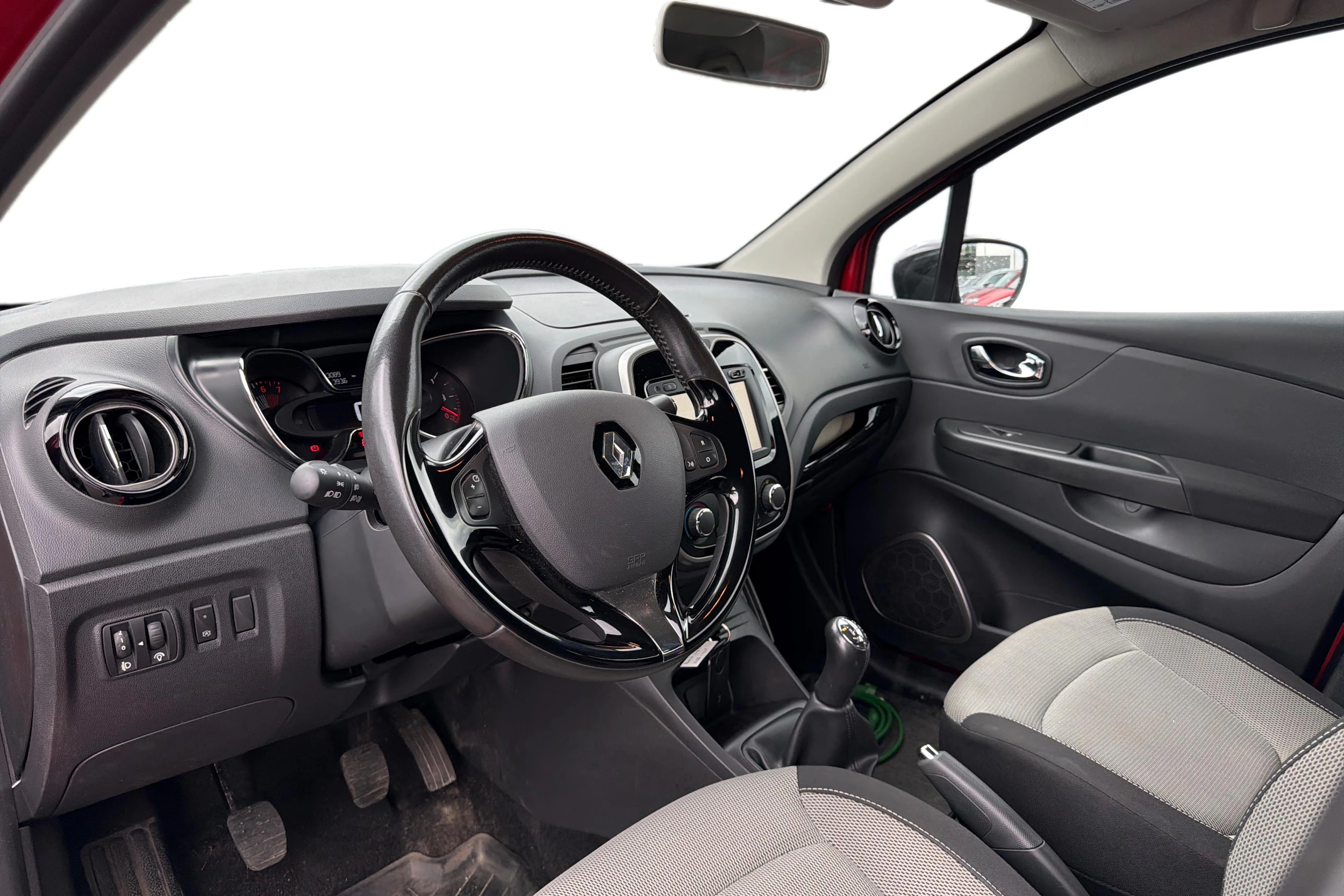 punainen Renault Captur 2017 kuva 3.