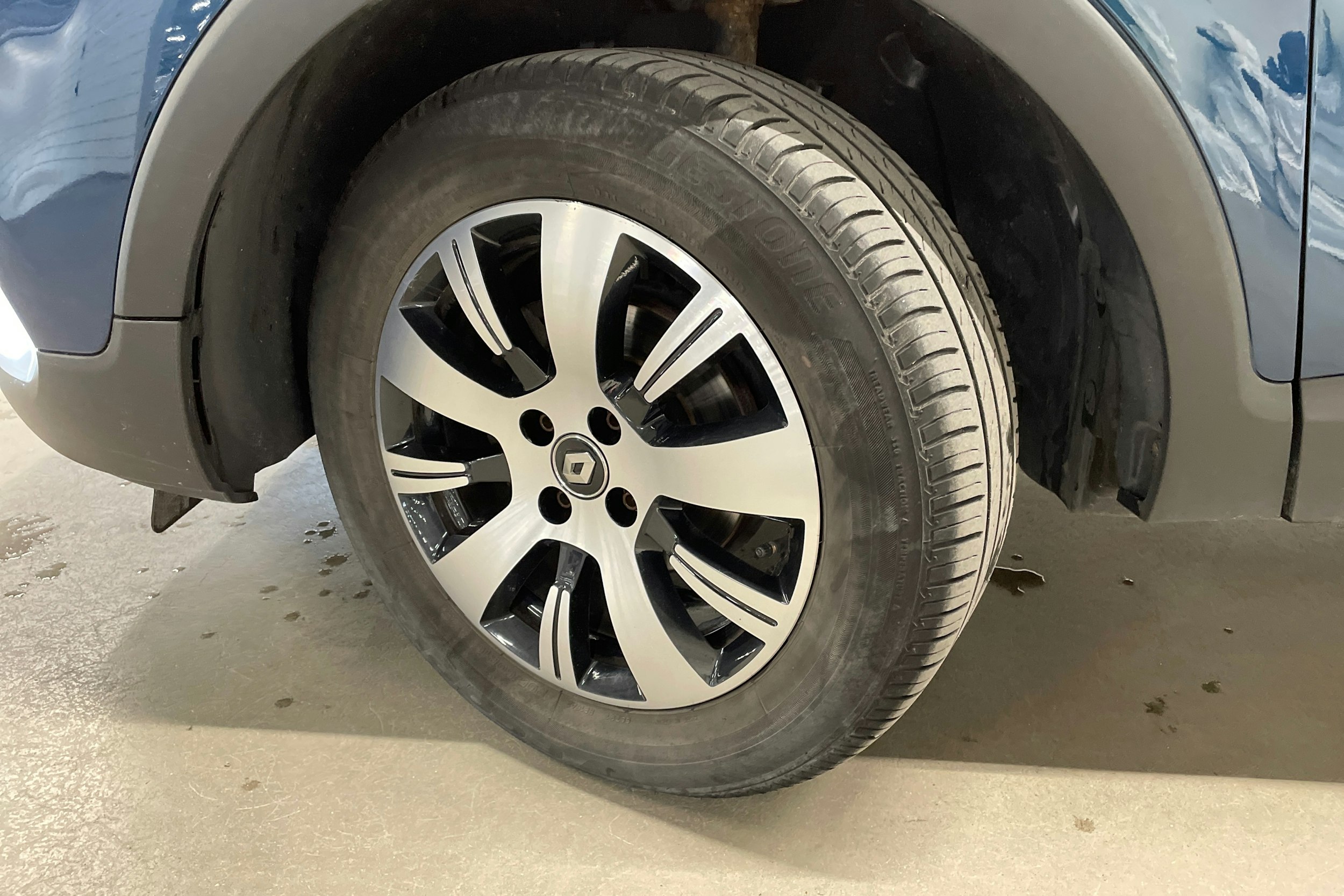 sininen Renault Captur 2018 kuva 13.