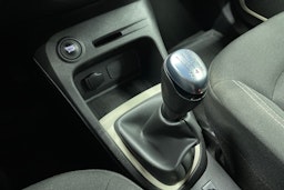 sininen Renault Captur 2018 kuva 19.