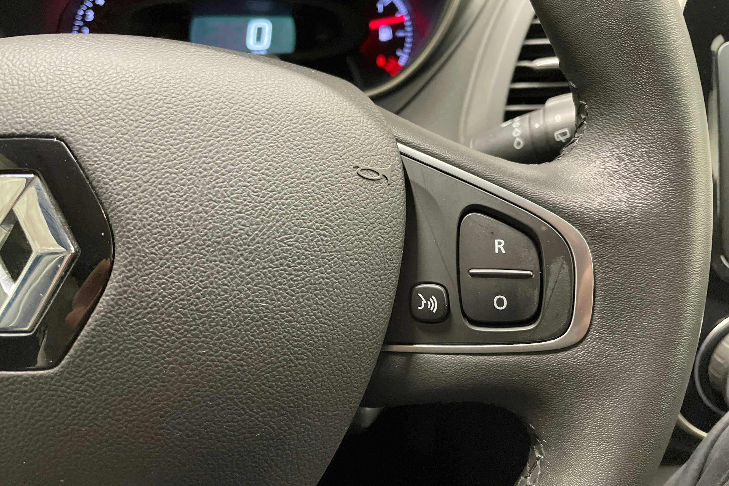 sininen Renault Captur 2018 kuva 24.