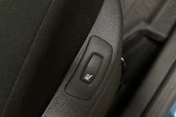 met. sininen Renault Captur 2019 kuva 15.