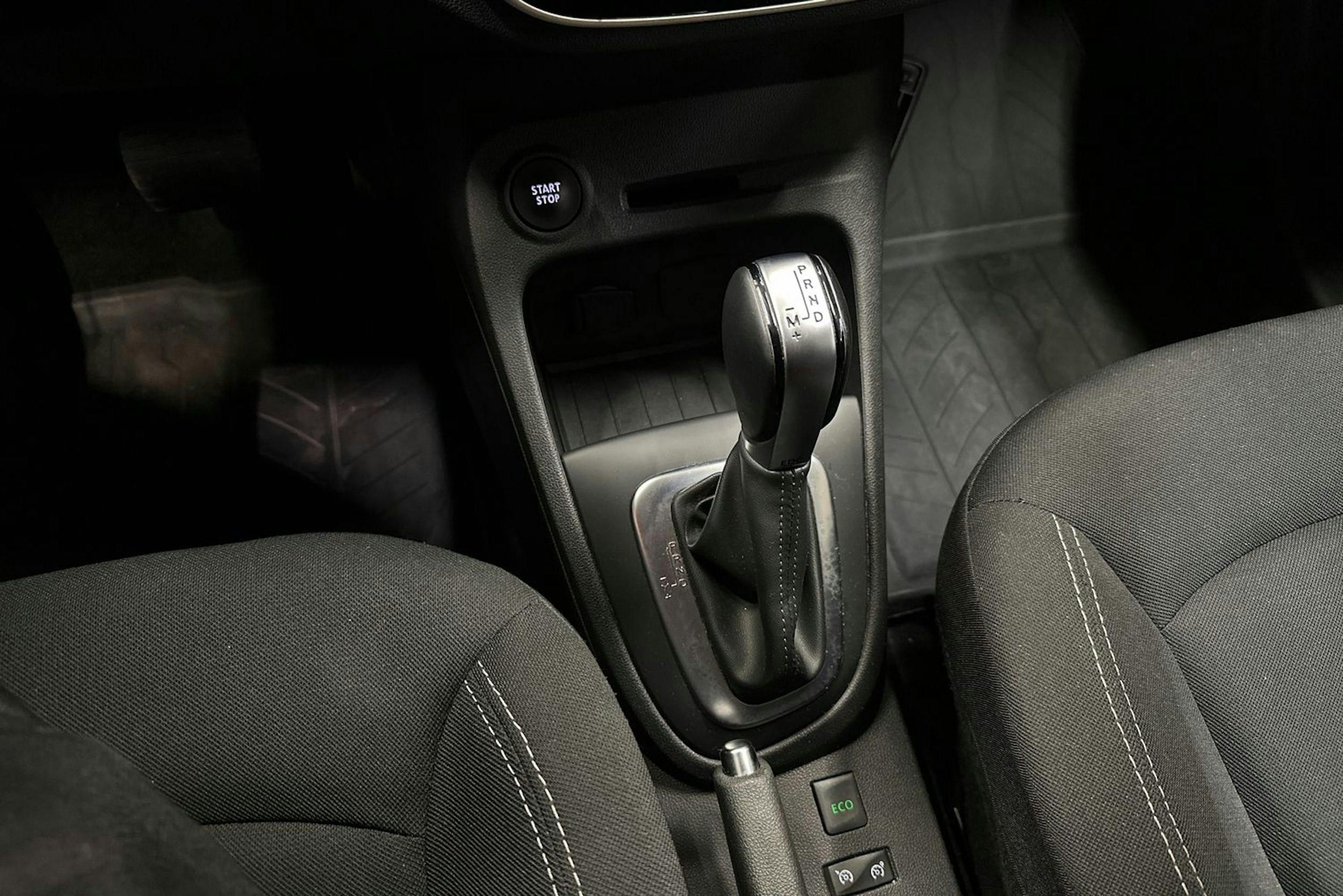 met. sininen Renault Captur 2019 kuva 22.