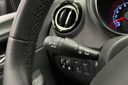 met. sininen Renault Captur 2019 kuva 24.