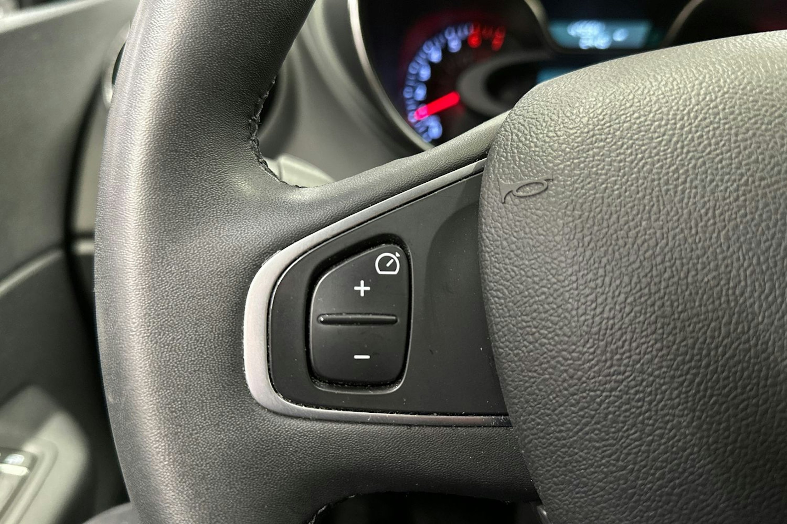 met. sininen Renault Captur 2019 kuva 26.