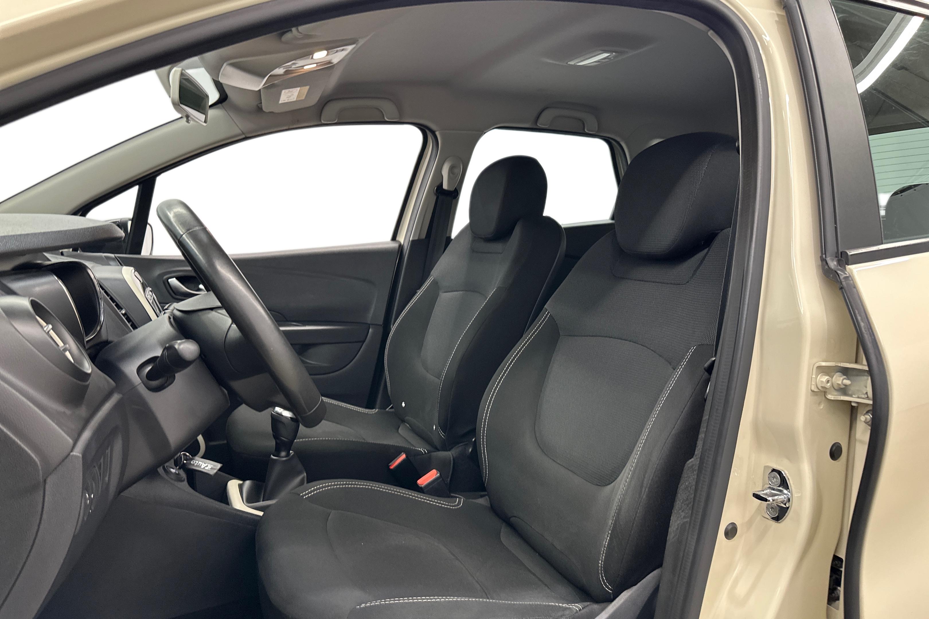 Renault Captur TCe 90 Zen 2019, bild 6/24