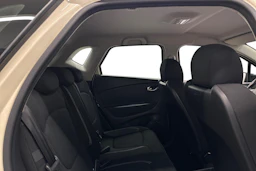 valkoinen Renault Captur 2019 kuva 9.