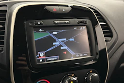 valkoinen Renault Captur 2019 kuva 17.