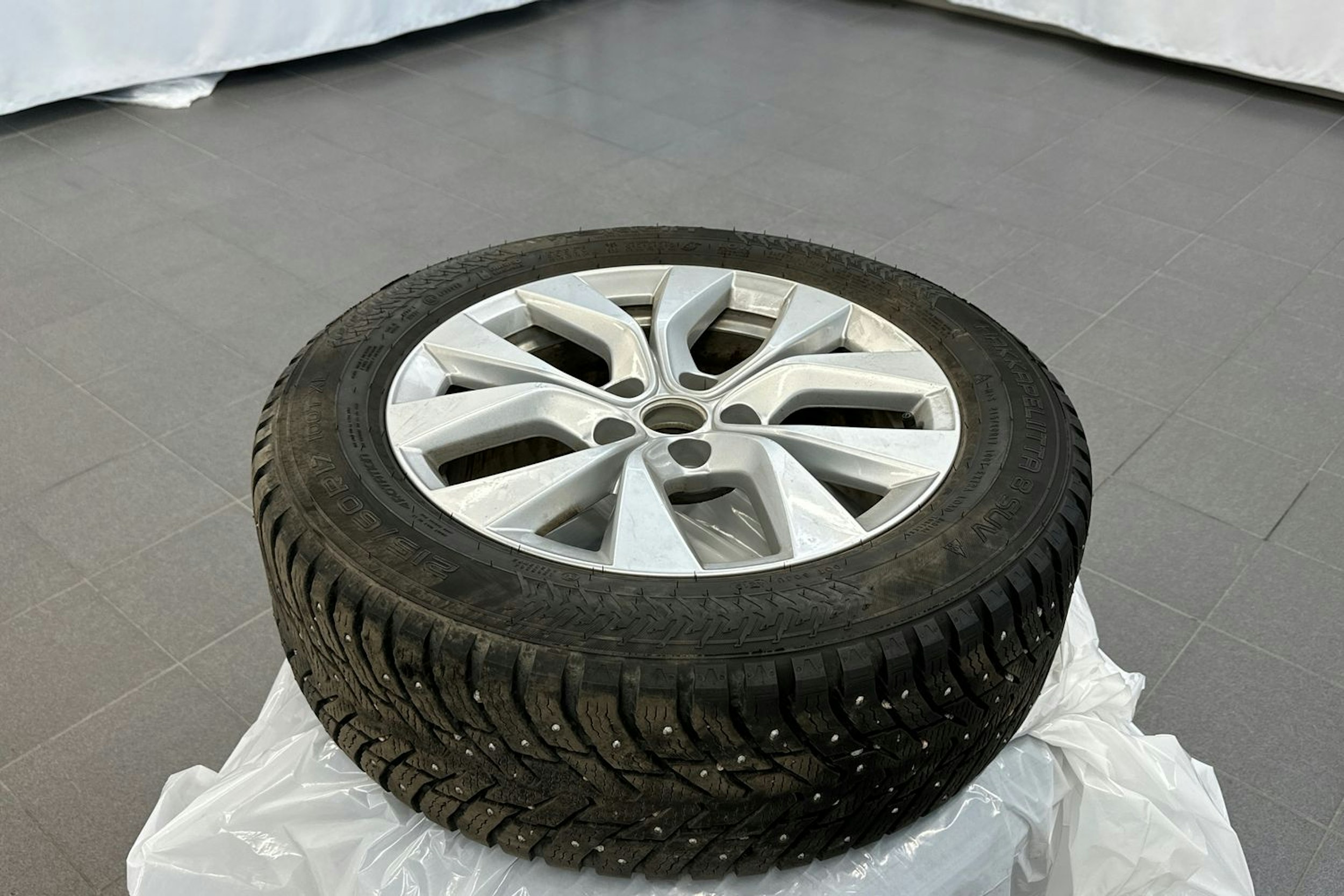 oranssi Renault Captur 2020 kuva 14.