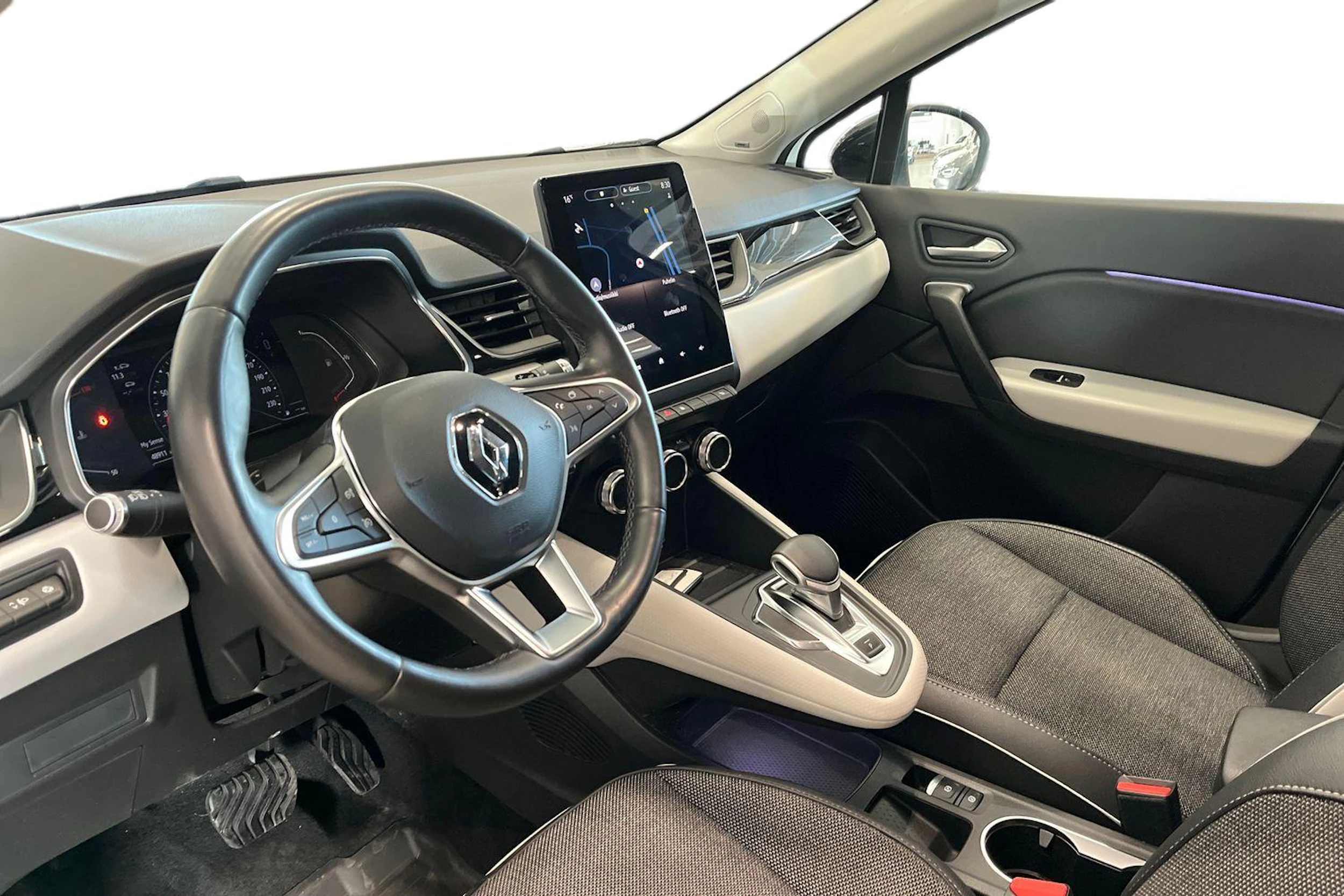 valkoinen Renault Captur 2021 kuva 7.