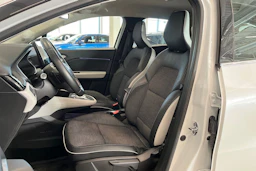 valkoinen Renault Captur 2021 kuva 14.