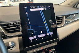 valkoinen Renault Captur 2021 kuva 21.