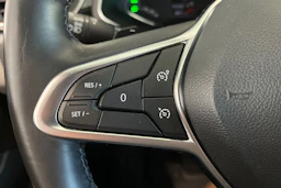 valkoinen Renault Captur 2021 kuva 25.