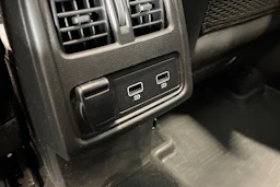 valkoinen Renault Captur 2021 kuva 29.