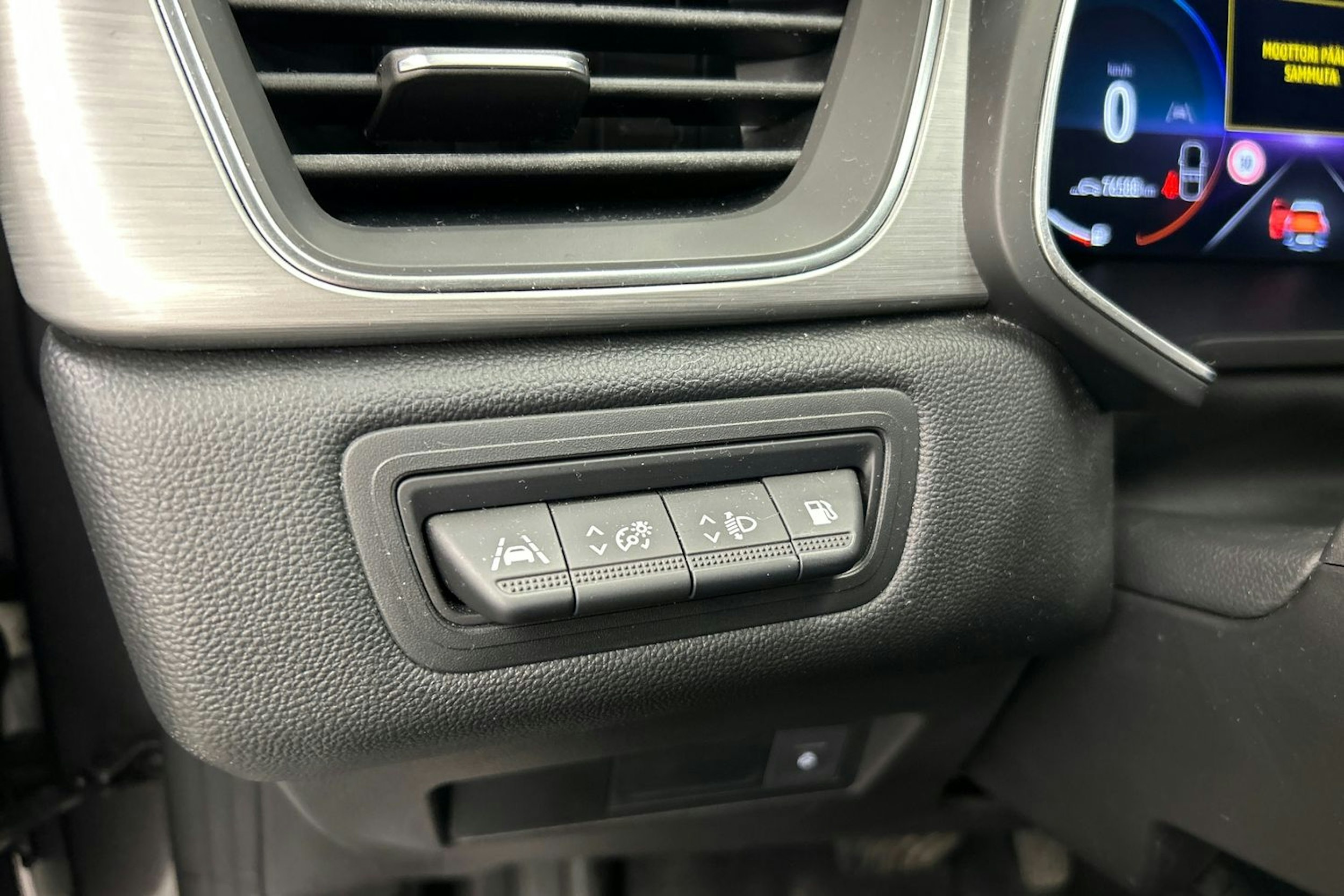 harmaa Renault Captur 2021 kuva 18.