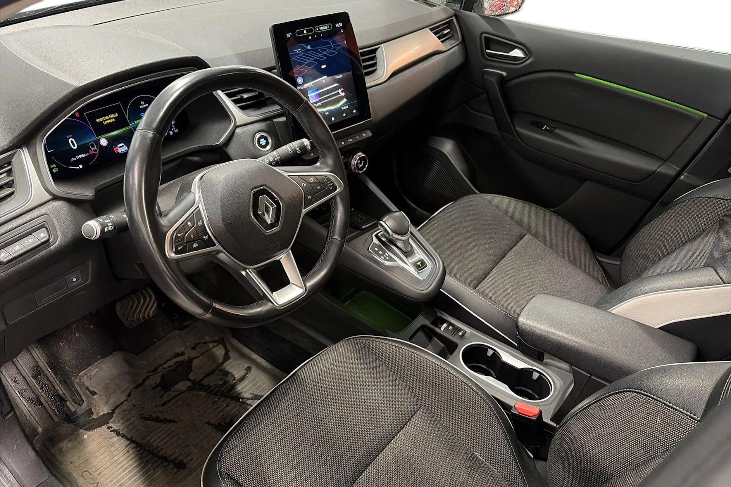 valkoinen Renault Captur 2021 kuva 3.