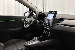 valkoinen Renault Captur 2021 kuva 12.