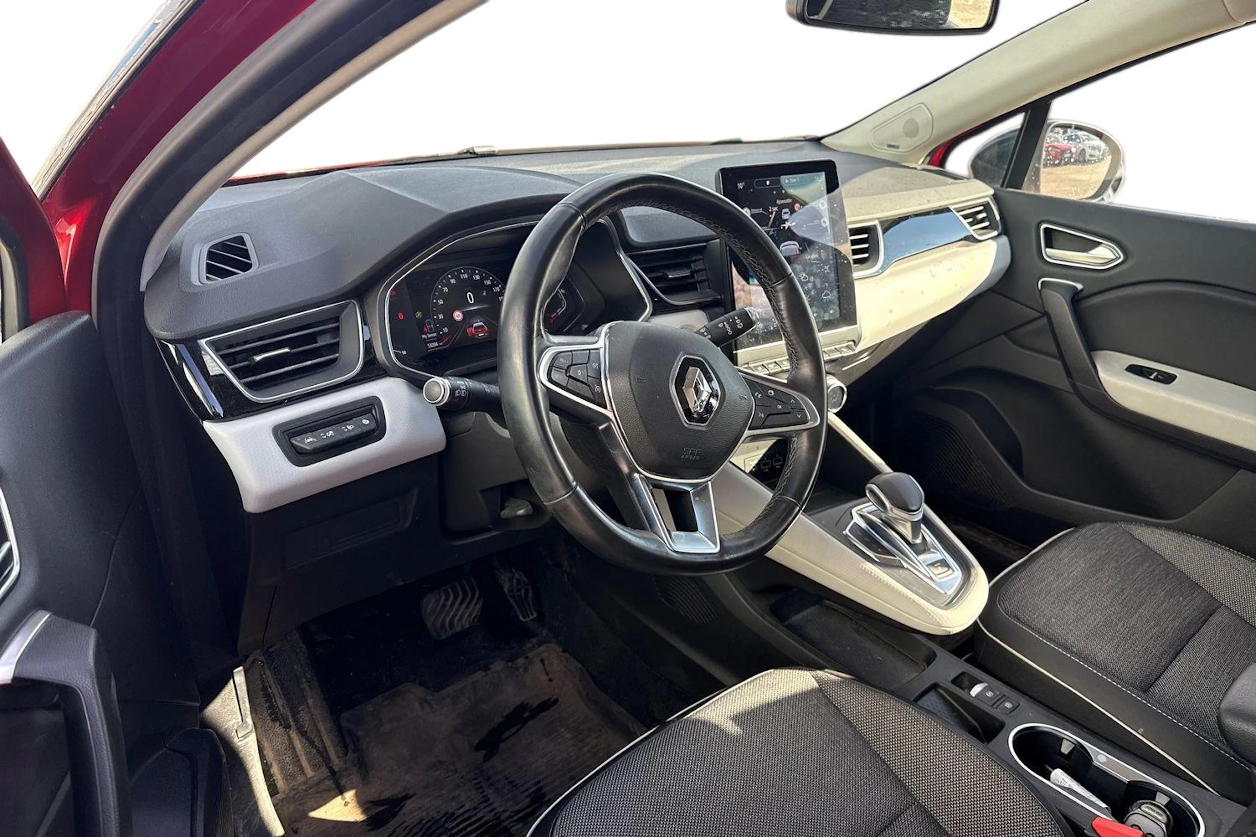 Punainen Renault Captur 2021 kuva 3.