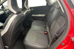 Punainen Renault Captur 2021 kuva 11.