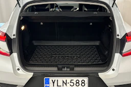 valkoinen Renault Captur 2022 kuva 13.