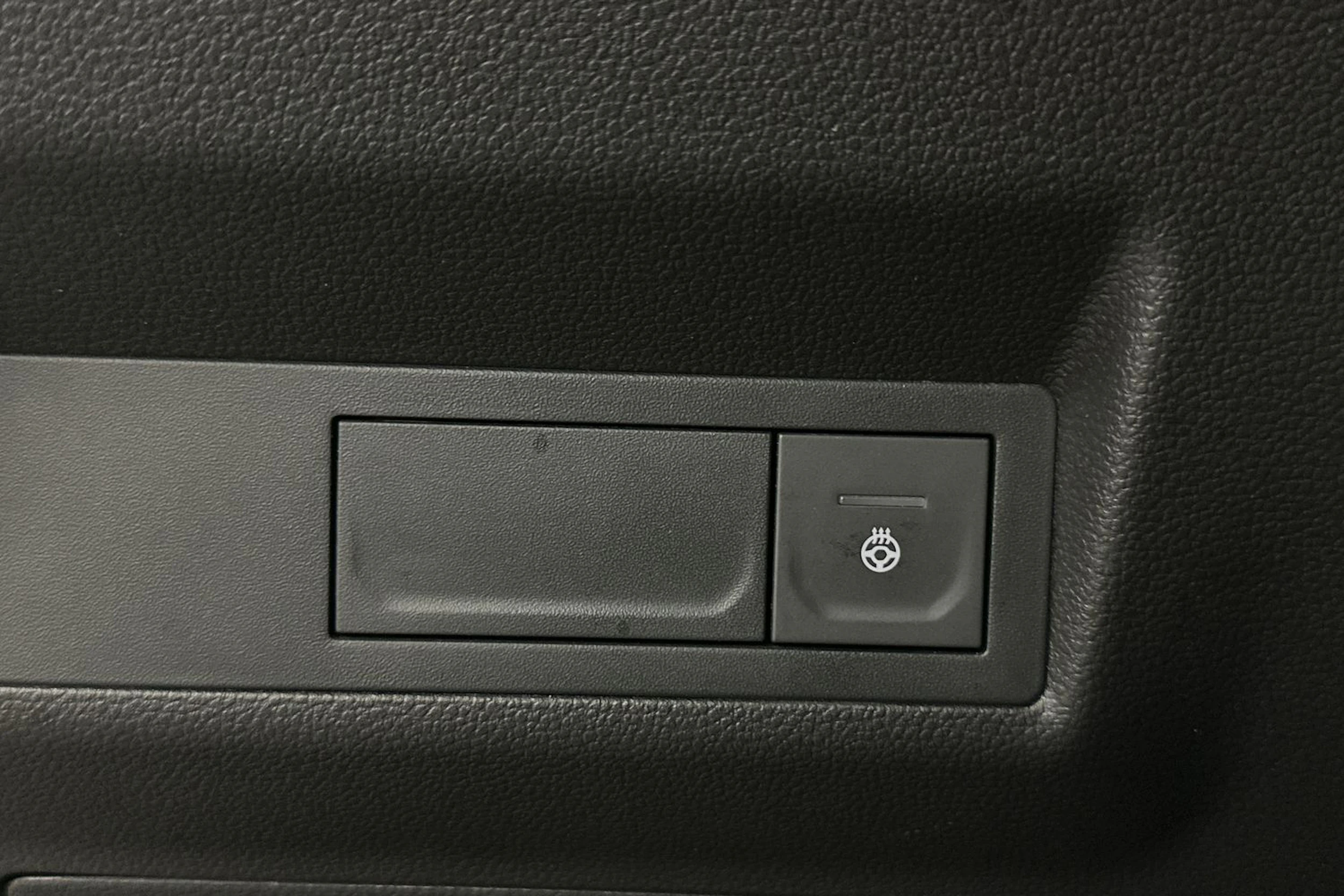 valkoinen Renault Captur 2022 kuva 16.