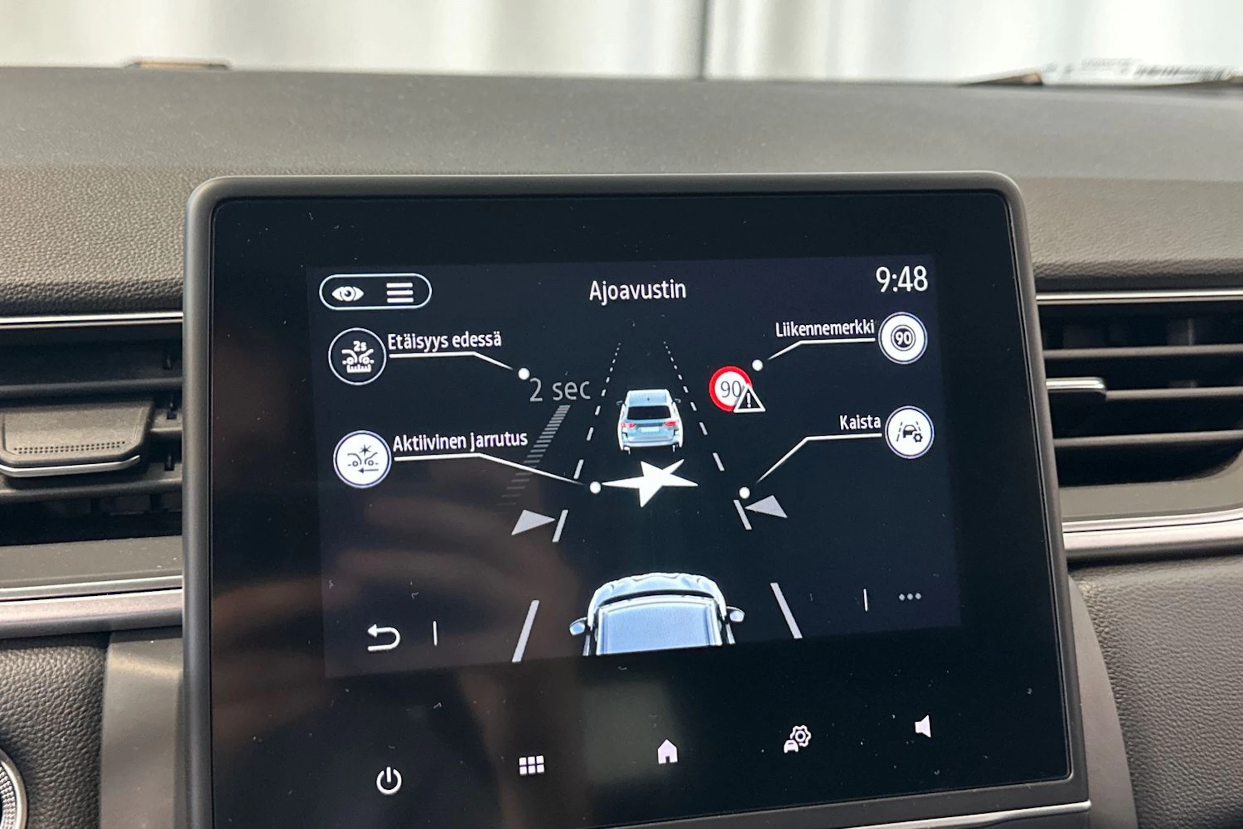 valkoinen Renault Captur 2022 kuva 25.