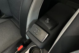 valkoinen Renault Captur 2022 kuva 31.