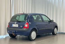 sininen Renault Clio 2002 kuva 7.