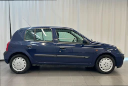 sininen Renault Clio 2002 kuva 8.