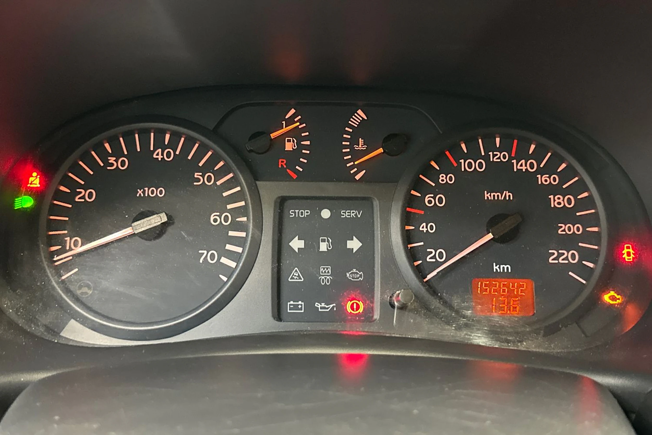 sininen Renault Clio 2002 kuva 21.