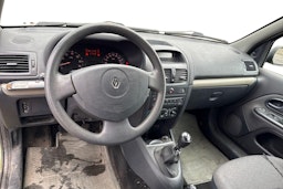 vihreä Renault Clio 2004 kuva 7.