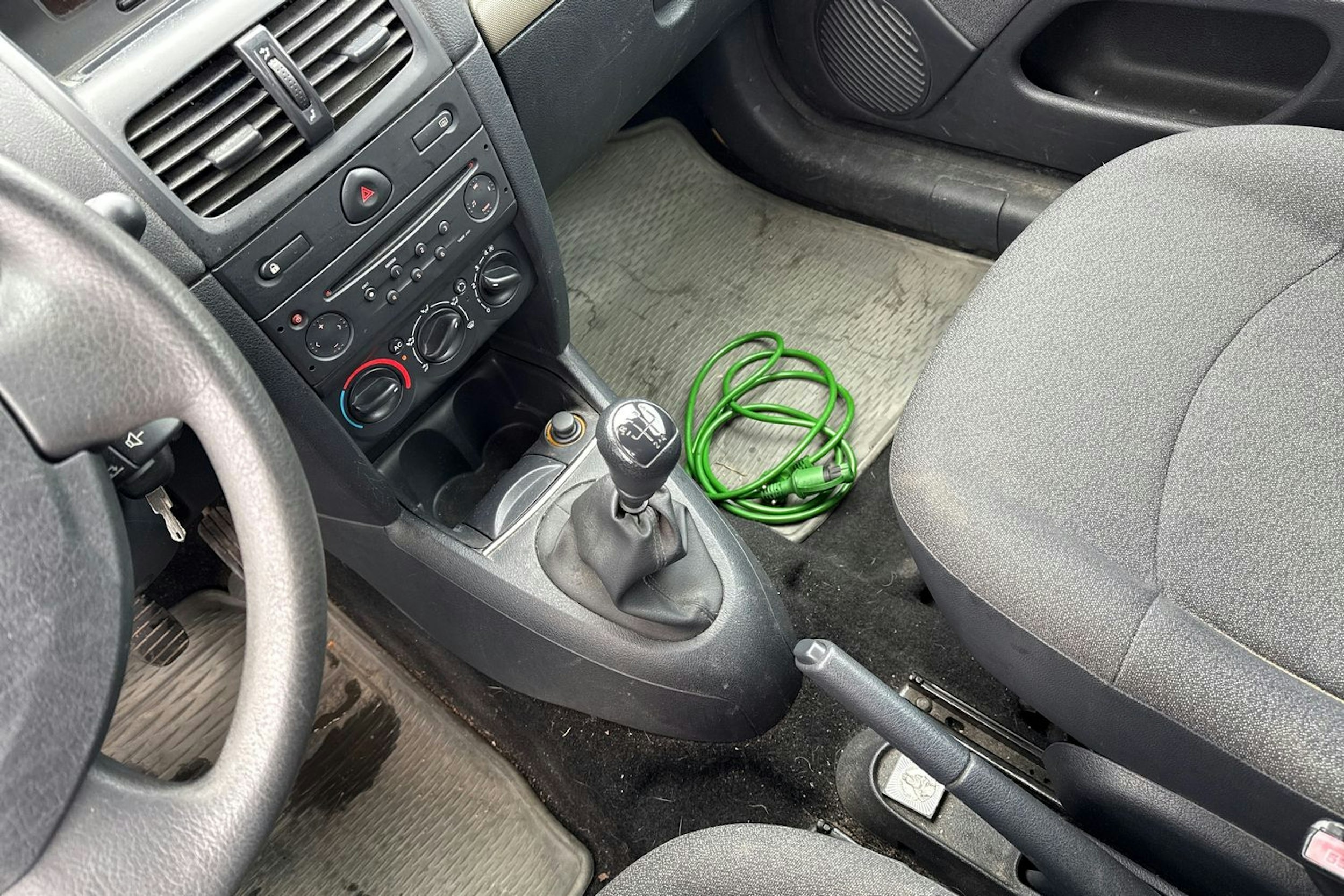 vihreä Renault Clio 2004 kuva 18.